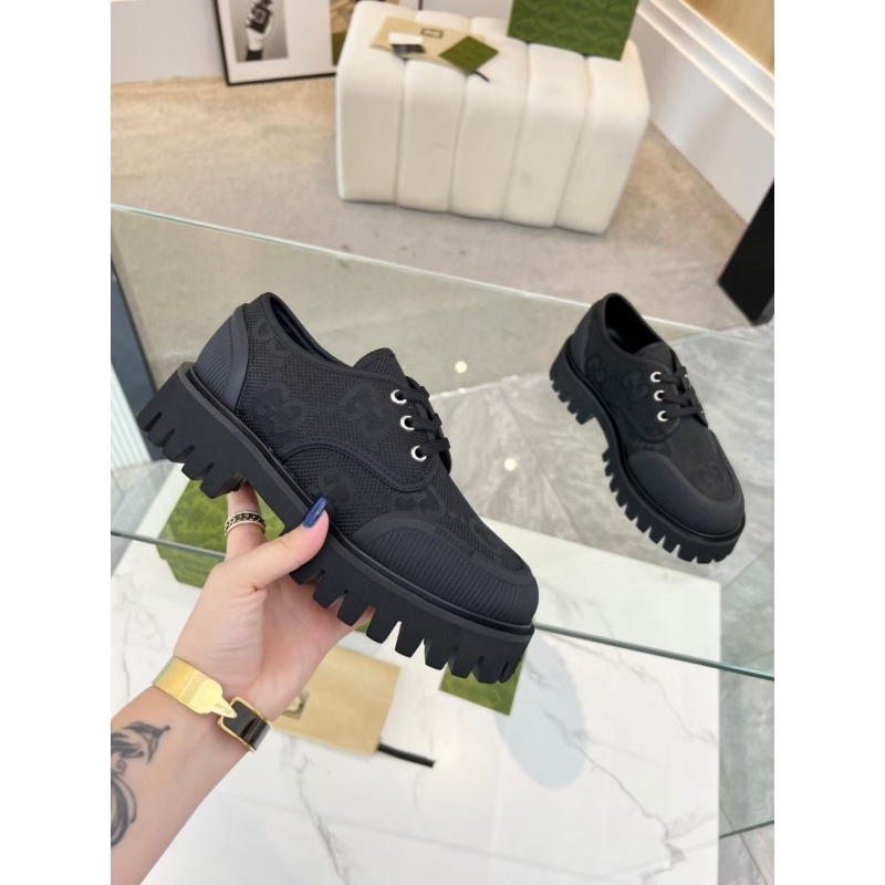 G*u*i casual shoes